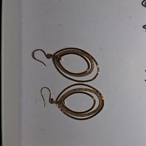 Gold sparkling  3 hoop moving earrings